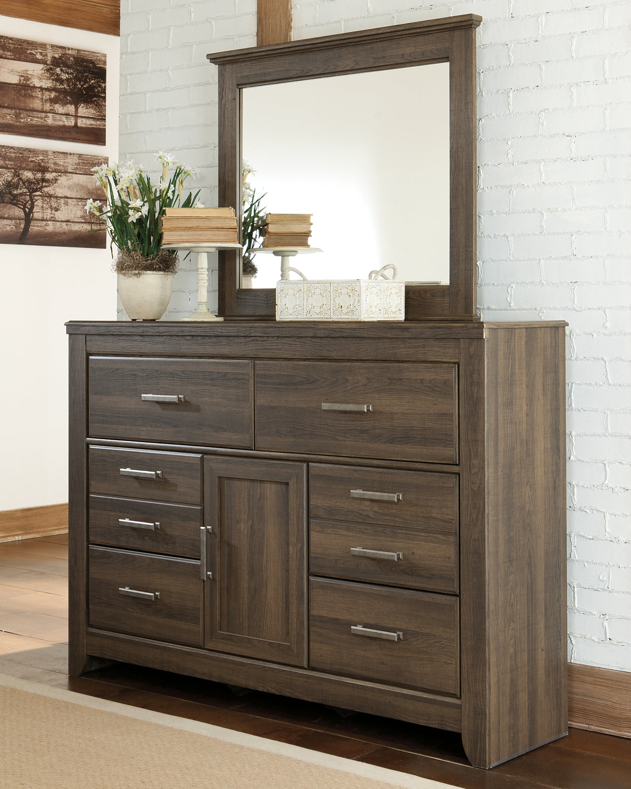 Juararo California King Poster Bed with Mirrored Dresser