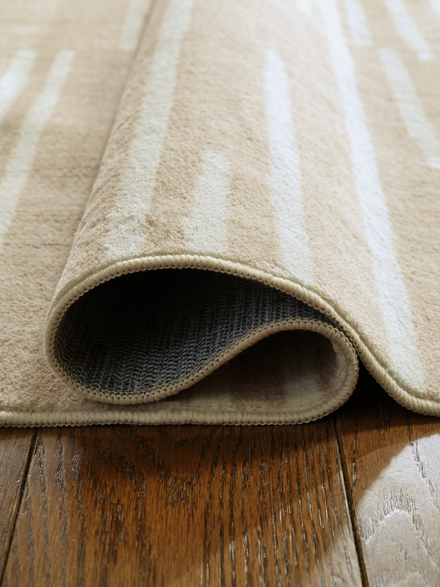 Ardenville Washable Medium Rug